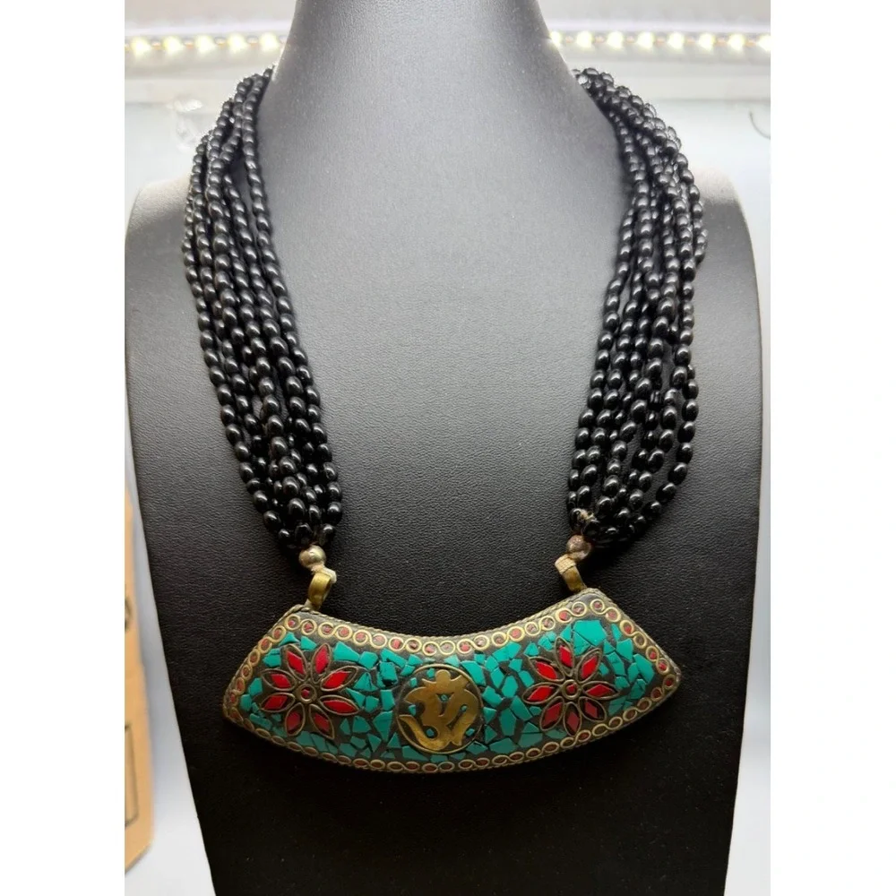 Tibetan Crushed Blue Red Stones  Statement‎ Pendant Necklace Glass Beaded Multi